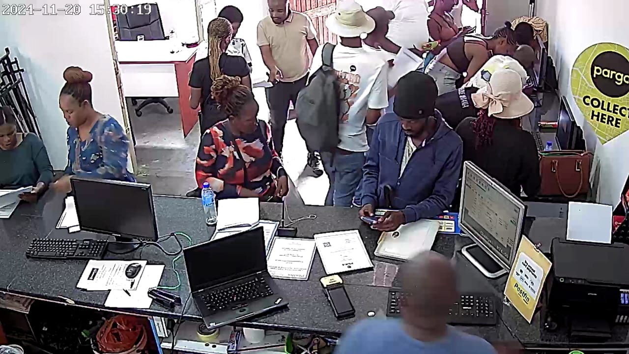 WhatsApp Image 2025-10-28 at 04.11.22 (1)